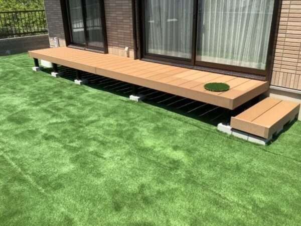 Chikusa Ward Completed wooden deck and artificial turf
